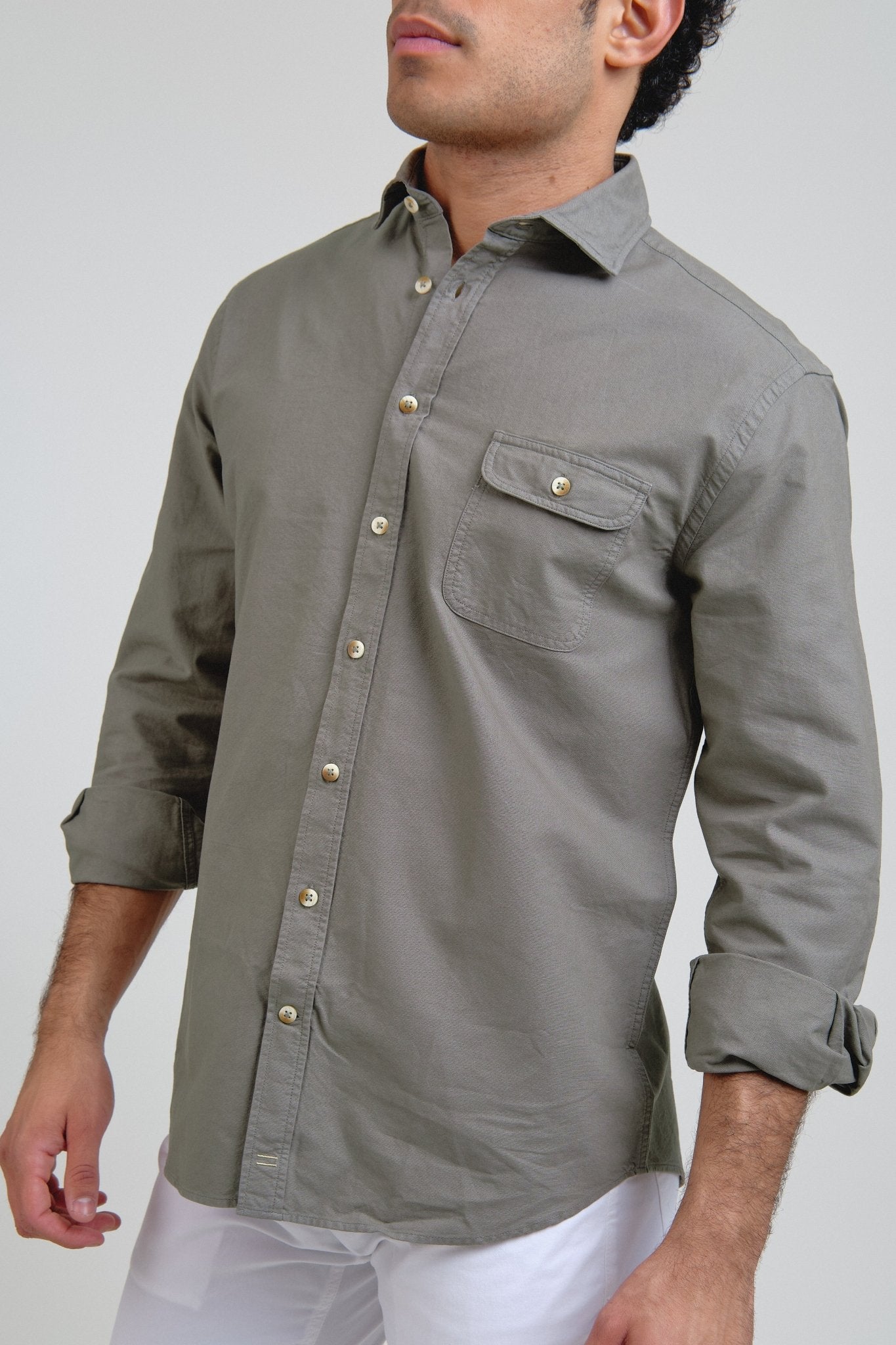 Camisa Essential Oxford Un Bolsillo Gris Verdoso - Sohhan