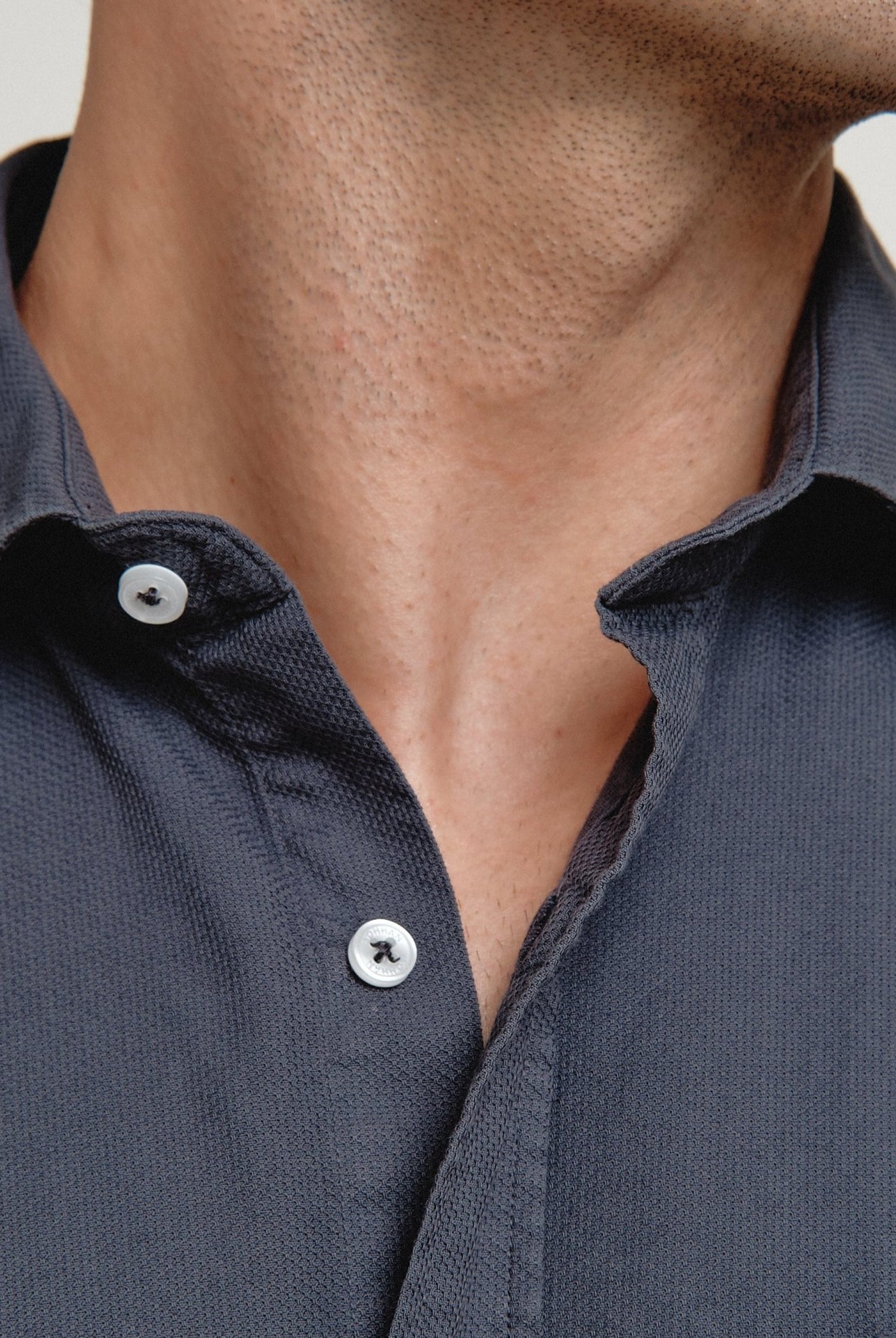 Camisa Harper Estructura Sahara Marino - Sohhan