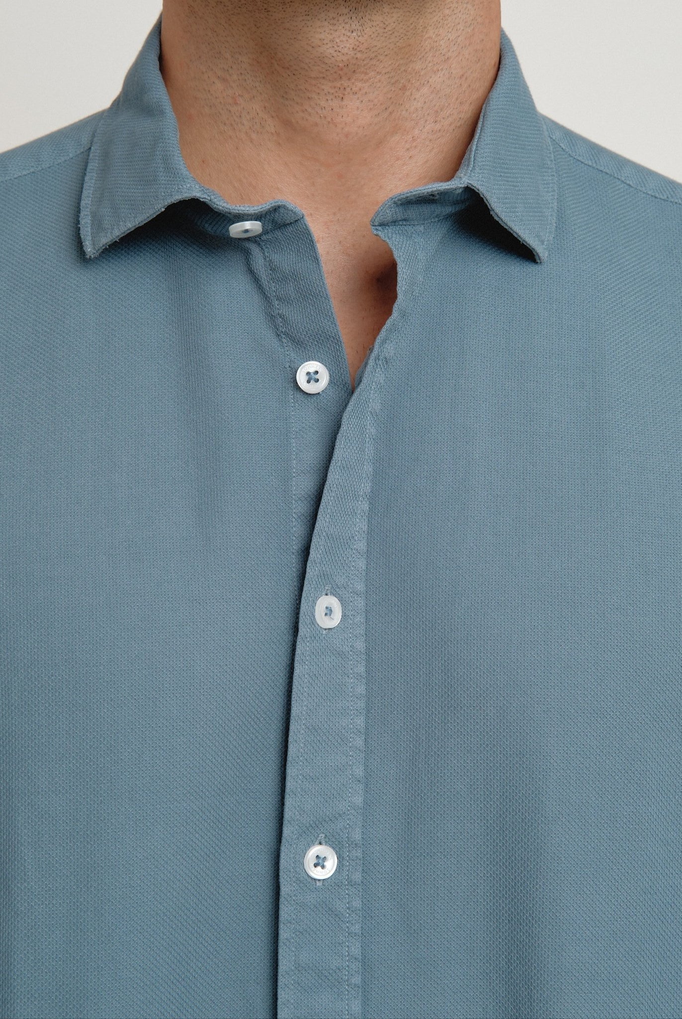 Camisa Nomad Estructura Azul Empolvado - Sohhan