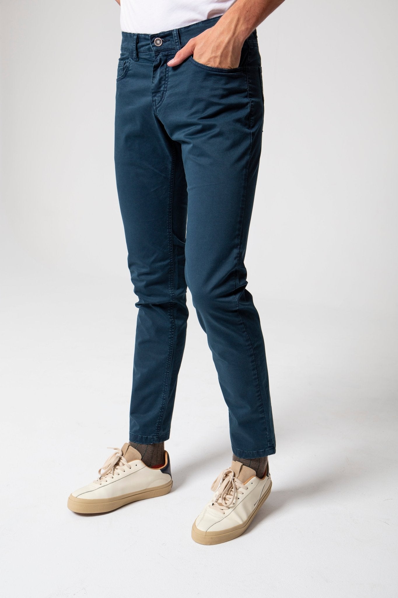 Pantalón Cinco Bolsillos Gabardina Marino - Sohhan