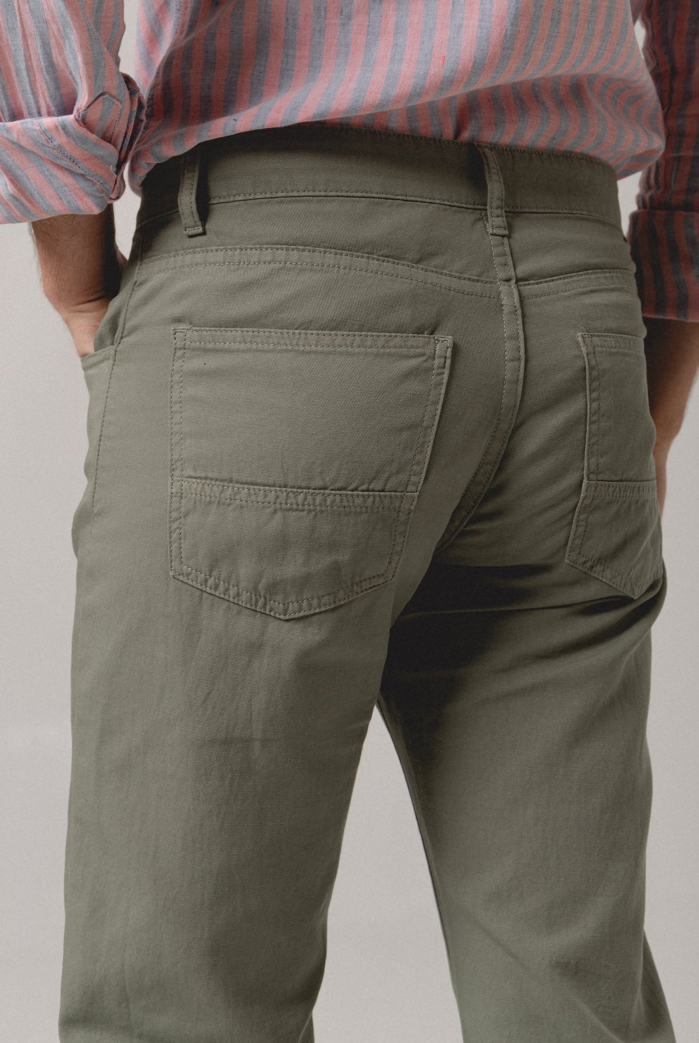 Pantalón Cinco Bolsillos Gabardina Verde - Sohhan