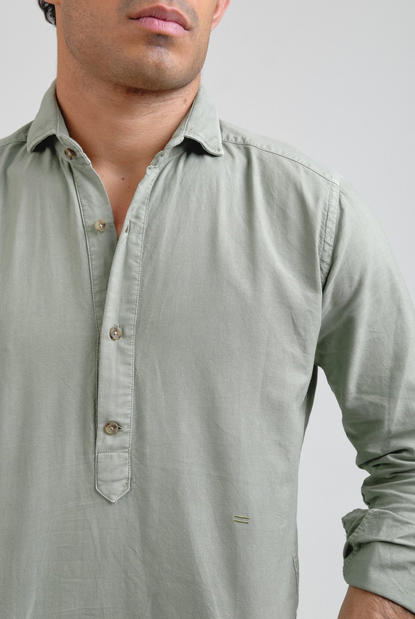 Polera Essential Oxford Verde - Sohhan