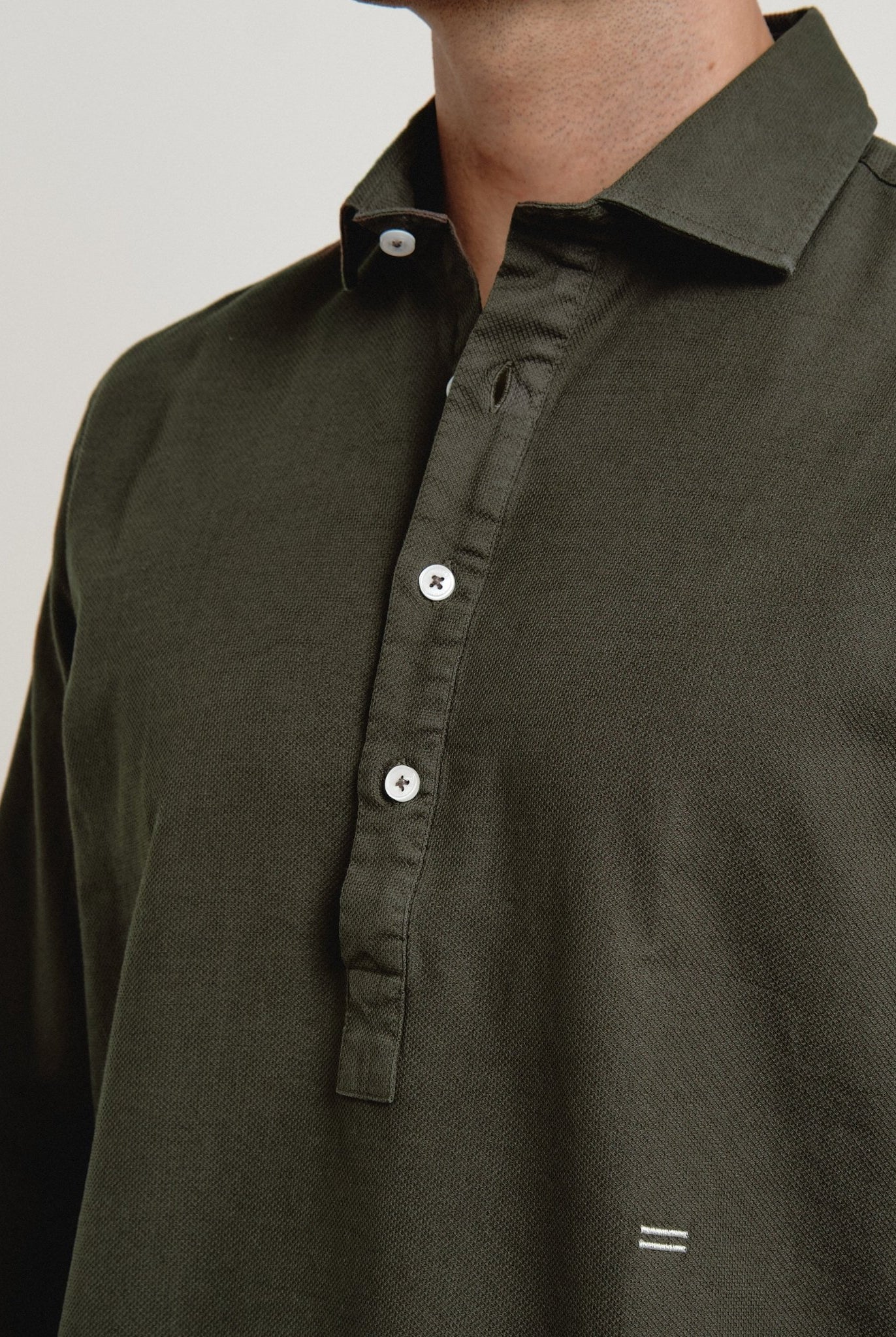 Polera Ethan Estructura Verde Bogotá - Sohhan