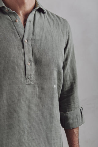 Polera Lino Lucca Gris Verdoso - Sohhan