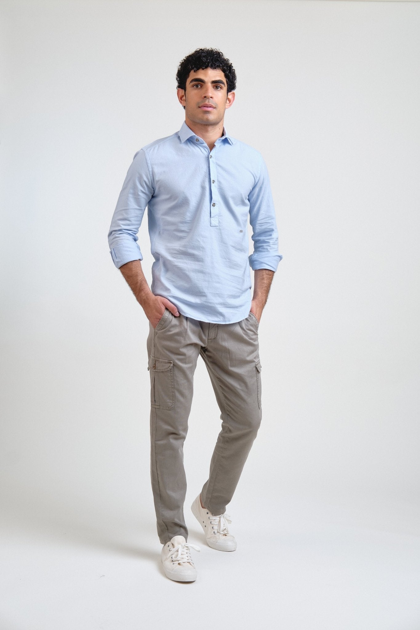 Polera Essential Oxford Celeste - Sohhan